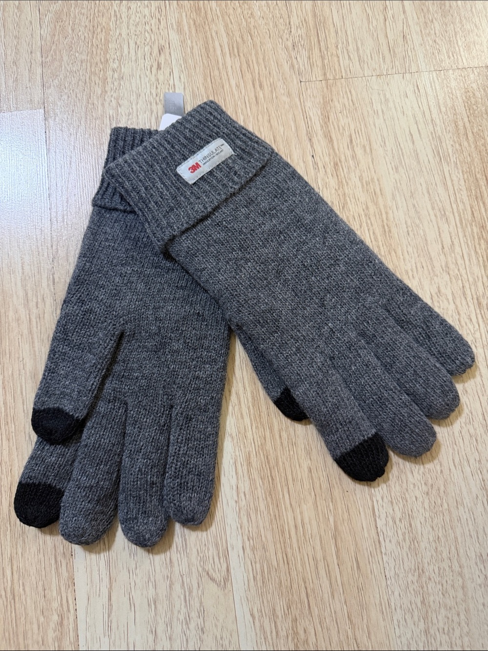Gray Knit Touchscreen Winter Gloves - Gray/Black